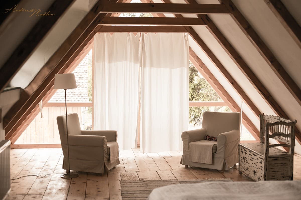Cincsor. Transylvania. Gueasthouses 11