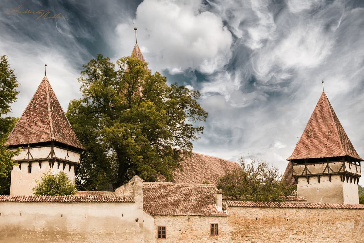 Cincsor. Transylvania. Gueasthouses 1